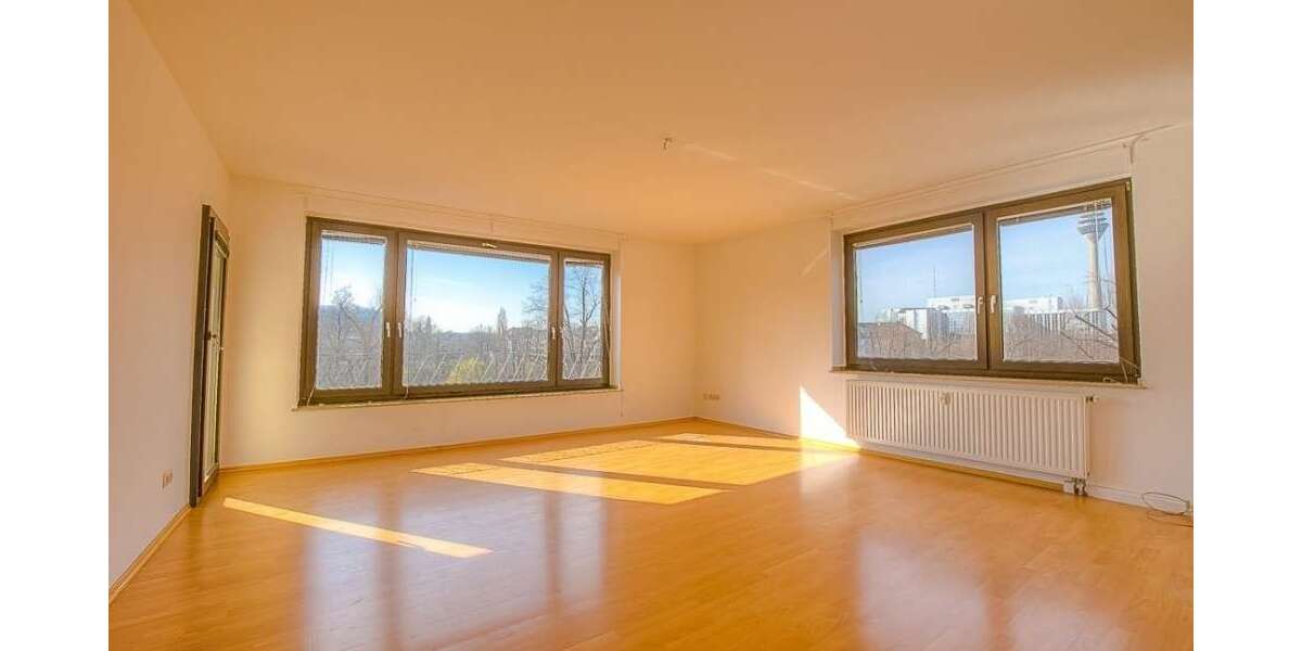 Etagenwohnung Düsseldorf Carlstadt - 4 Zimmer, 100 m&sup2;, 1.500&euro; | Angebot:26648529