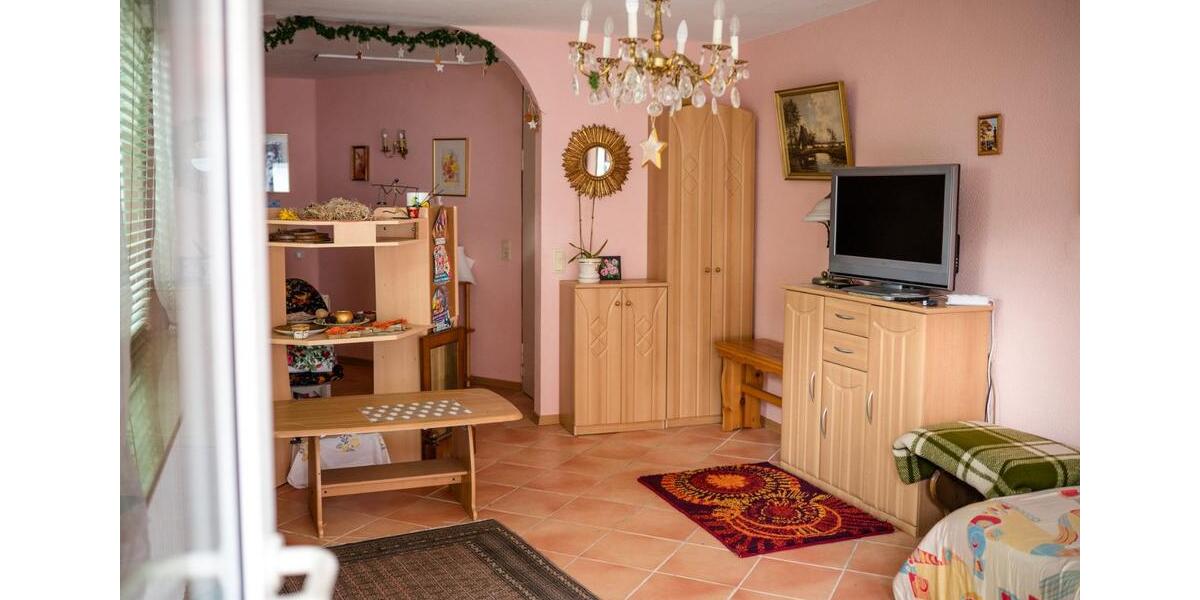 Wohnen auf Zeit Borgholzhausen - 1 Zimmer, 25 m&sup2;, 650&euro; | Angebot:25873386