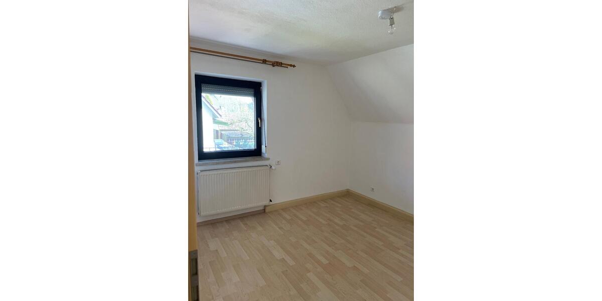 Einfamilienhaus Krumbach (Schwaben) - 6 Zimmer, 133 m&sup2;, 1.650&euro; | Angebot:26594509