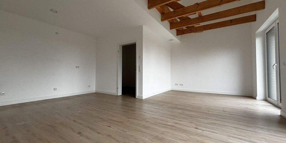 Etagenwohnung Bremerhaven Lehe - 2 Zimmer, 69 m&sup2;, 830&euro; | Angebot:25676341