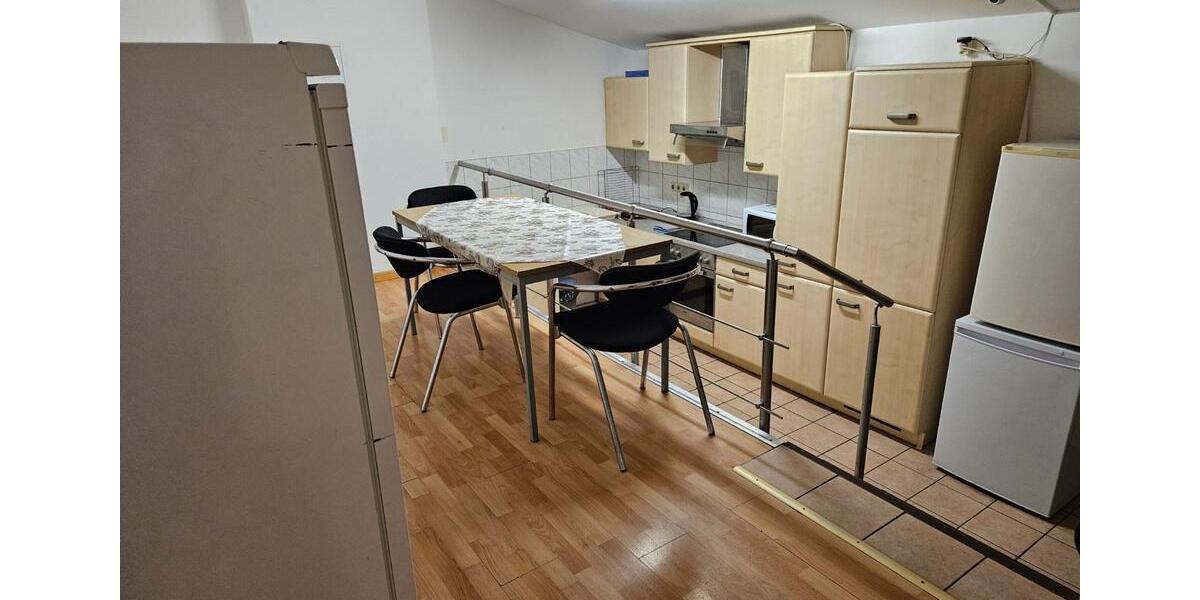 Etagenwohnung Rüdersdorf bei Berlin Hennickendorf - 5 Zimmer, 181 m&sup2;, 2.500&euro; | Angebot:25351194