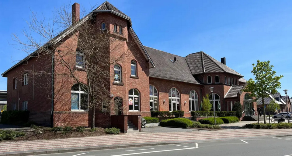 Etagenwohnung Lage - 1 Zimmer, 90 m&sup2;, 450&euro; | Angebot:25869910