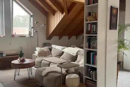 3,5 Zimmer DG-Wohnung mit Balkon, EBK und Galerie