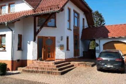 Schöne, bei Bedarf möblierte Wohnung ab sofort in Waldmohr 3 zimmer