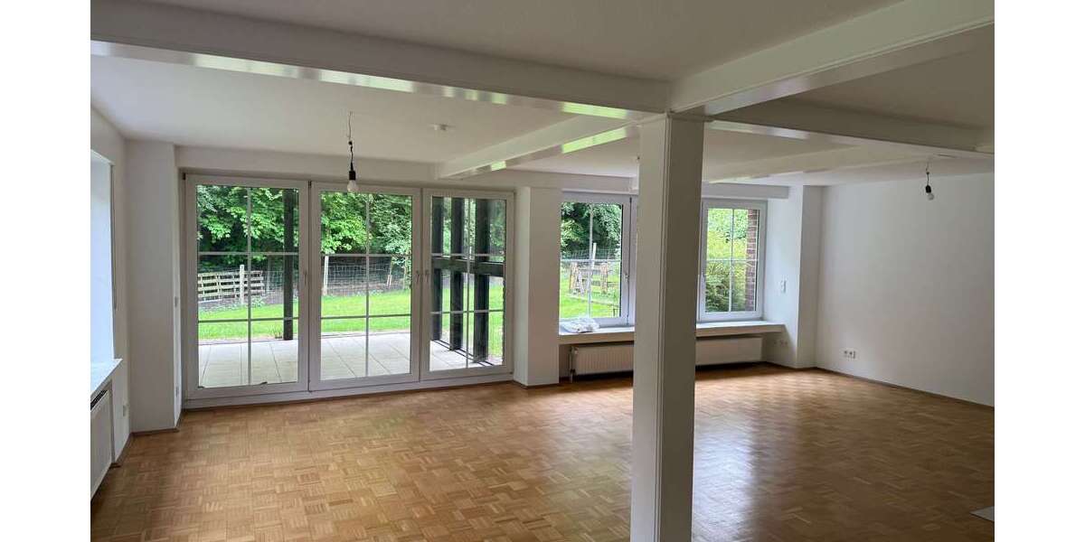 Etagenwohnung Bielefeld Jöllenbeck - 4 Zimmer, 170 m&sup2;, 1.360&euro; | Angebot:26561021