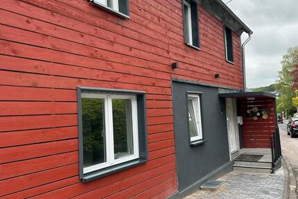 Haus Wiehl - 3 Zimmer, 100 m&sup2;, 1.000&euro; | Angebot:26515215