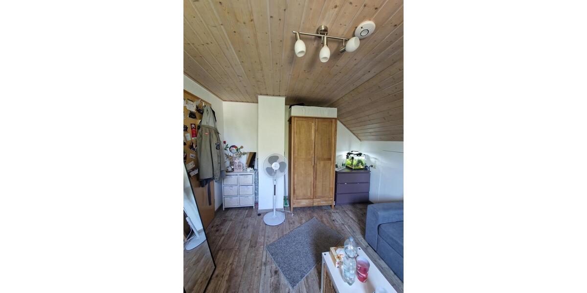 Dachgeschoßwohnung Sigmaringen - 1 Zimmer, 15 m&sup2;, 440&euro; | Angebot:25612186