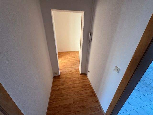 Etagenwohnung Wermsdorf - 2 Zimmer, 55 m&sup2;, 359&euro; | Angebot:24636156