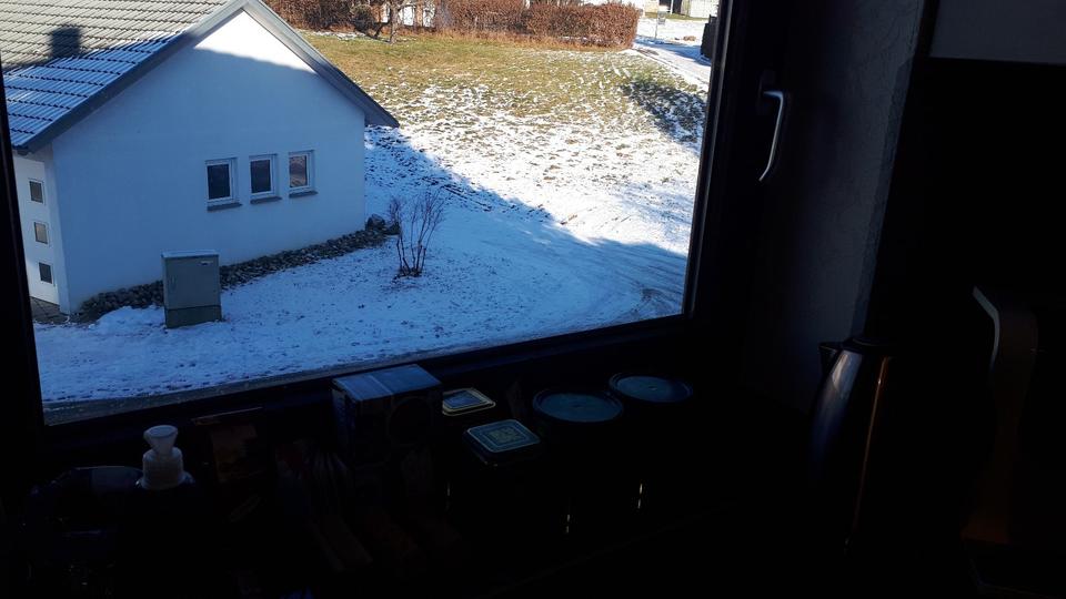 Zimmer m. Balkon, Stellplatz u. Mitbenutzung von Küche, Bad, WC 1 zimmer