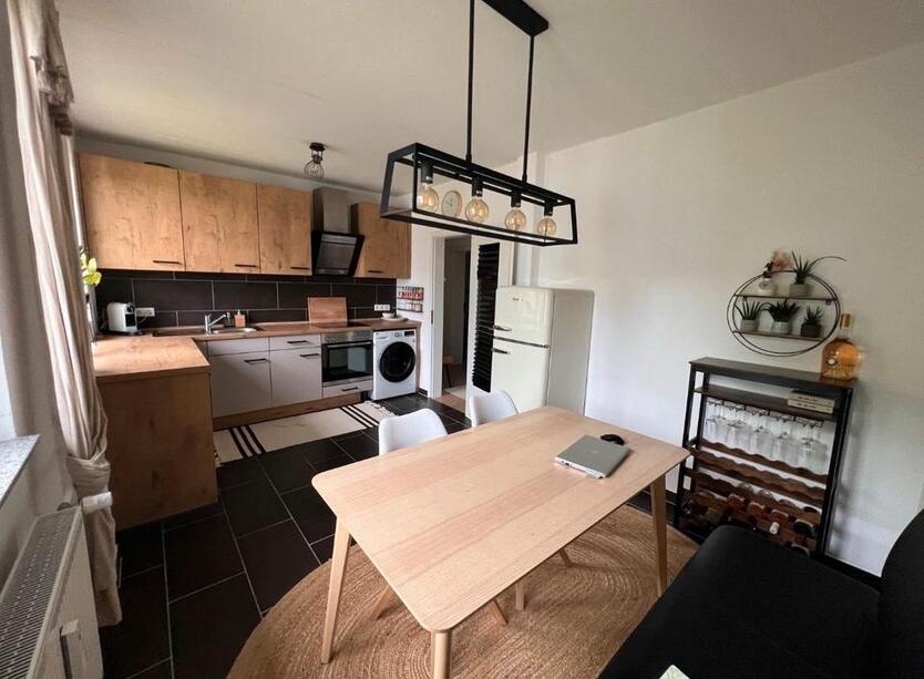 Geräumige 2-Zimmerwohnung mit EBK und Balkon
