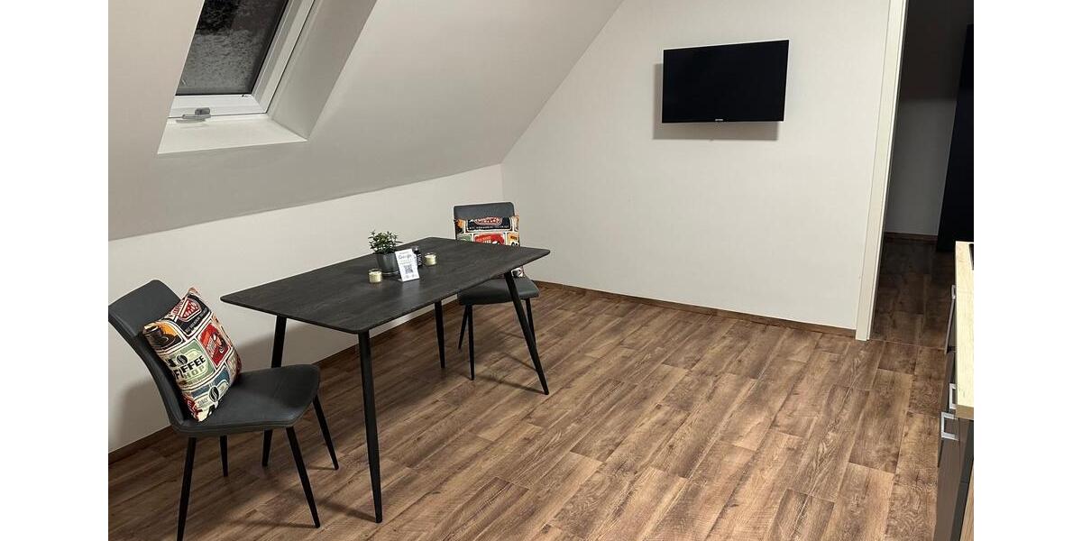 Wohnen auf Zeit Ichenhausen - 8 Zimmer, 35 m&sup2;, 30&euro; | Angebot:24478973
