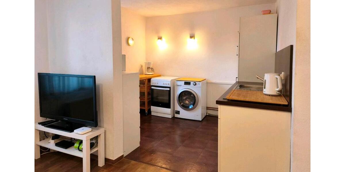 Monteurwohnung. 2 Personen. 20€ p.P. per Nacht 2 zimmer