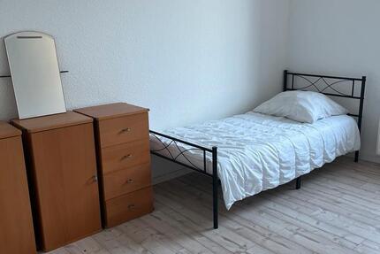 Monteurwohnung Handwerkerunterkunft – 140 m² – 15 €BettNacht zimmer
