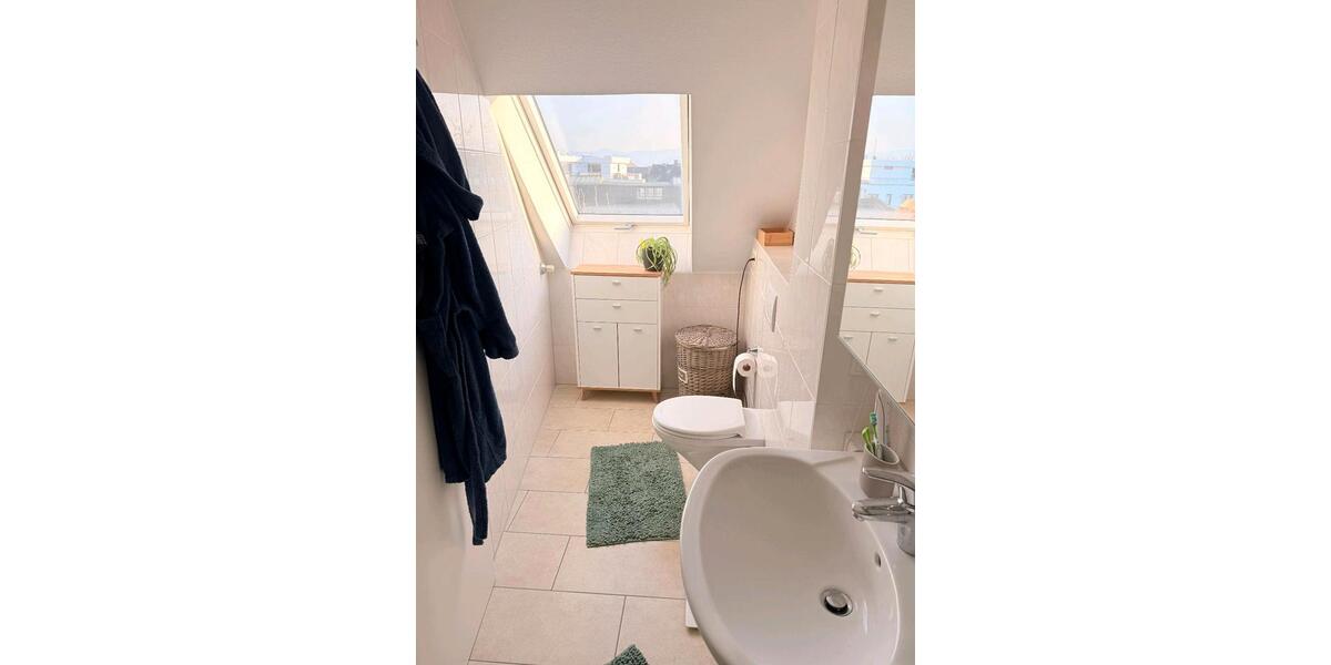 Dachgeschoßwohnung Sinzig - 2 Zimmer, 75 m&sup2;, 700&euro; | Angebot:26521258