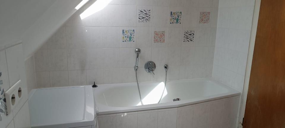 Dachgeschoßwohnung Murrhardt - 1 Zimmer, 70 m&sup2;, 350&euro; | Angebot:24564640