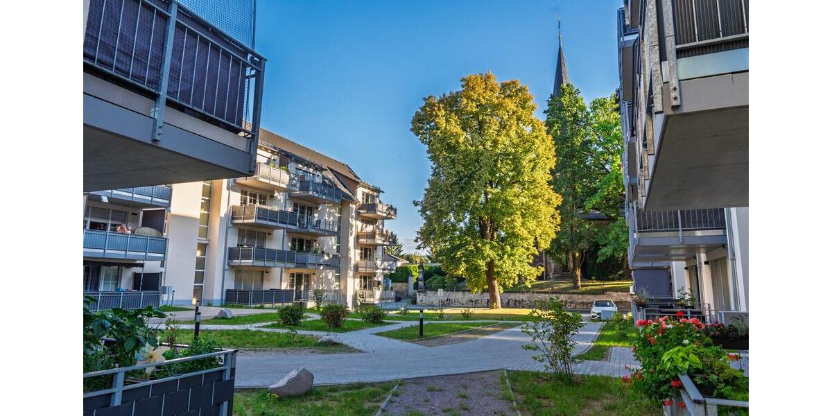Dachgeschoßwohnung Freital - 4 Zimmer, 92 m&sup2;, 1.050&euro; | Angebot:25904327