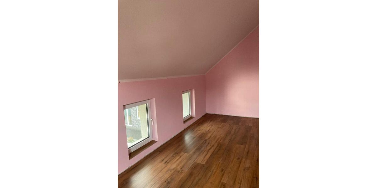 Etagenwohnung Ovelgönne - 3.5 Zimmer, 79 m&sup2;, 650&euro; | Angebot:25988524