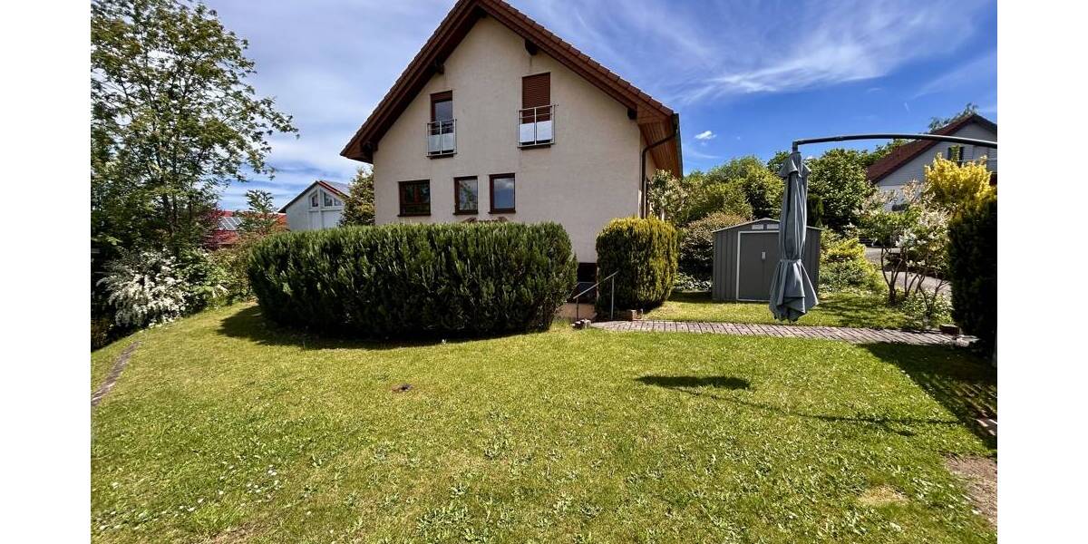 Etagenwohnung Bad Hersfeld / Johannesberg Bad Hersfeld - 2 Zimmer, 90 m&sup2;, 768&euro; | Angebot:26787185
