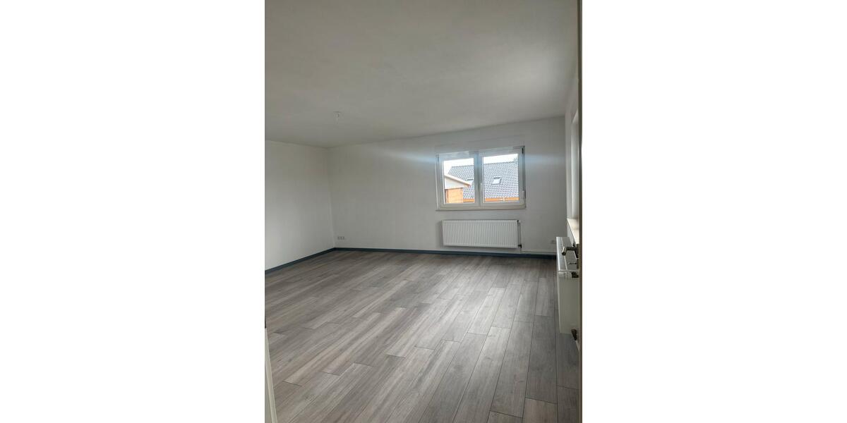 Einfamilienhaus Haldensleben - 5 Zimmer, 150 m&sup2;, 900&euro; | Angebot:25571006