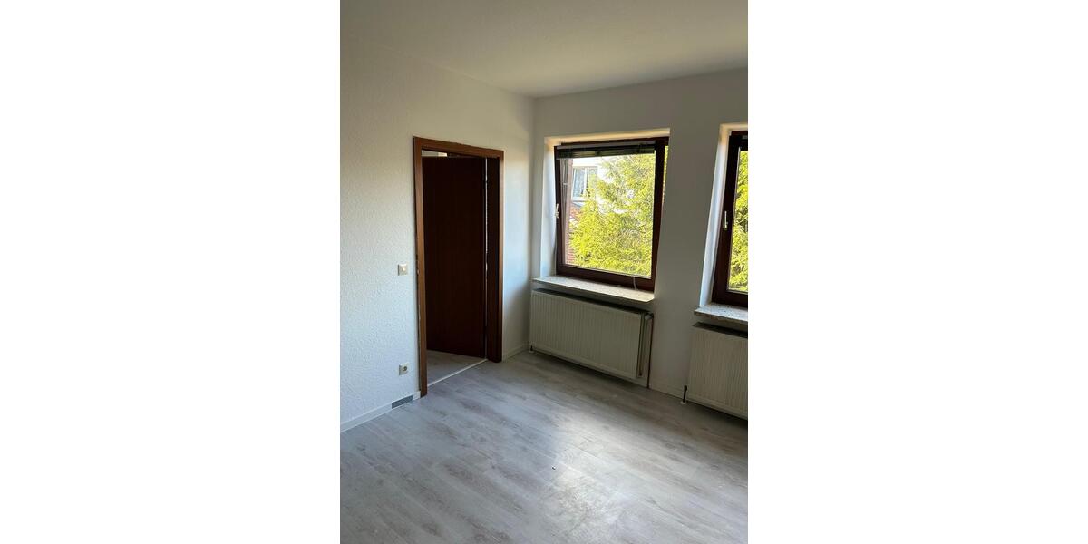 Doppelhaushälfte Burgwedel - 4 Zimmer, 116 m&sup2;, 1.250&euro; | Angebot:25834126