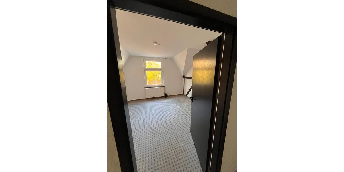 Doppelhaushälfte Torgau - 4 Zimmer, 130 m&sup2;, 1.015&euro; | Angebot:23598489