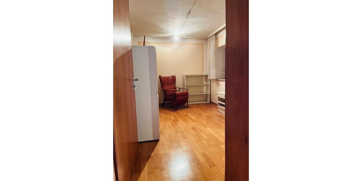 Einfamilienhaus Fridolfing - 7 Zimmer, 200 m&sup2;, 1.400&euro; | Angebot:24666955