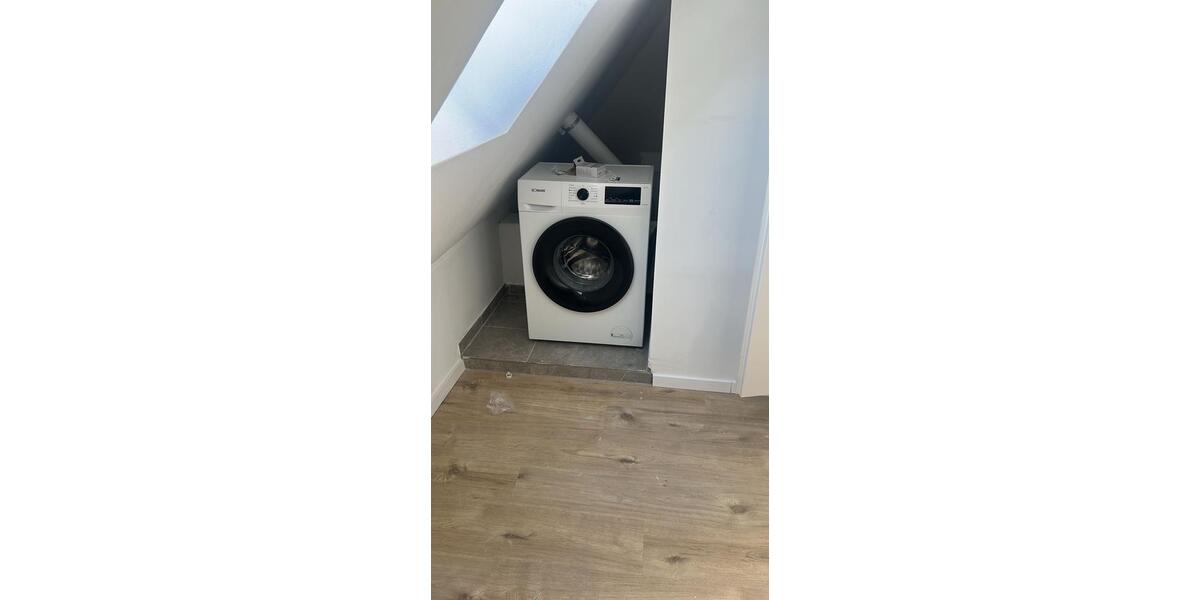 Etagenwohnung Reutlingen Reutlingen (Kernstadt) - 1 Zimmer, 14 m&sup2;, 575&euro; | Angebot:26123217