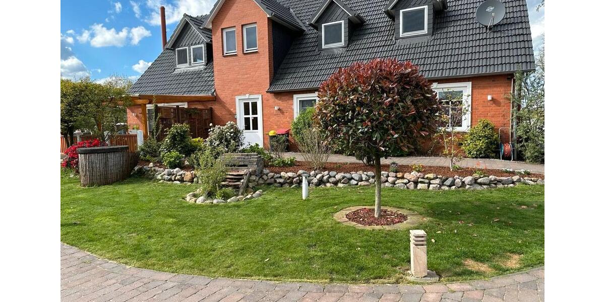 Dachgeschoßwohnung Ottersberg - 3 Zimmer, 110 m&sup2;, 600&euro; | Angebot:25057168