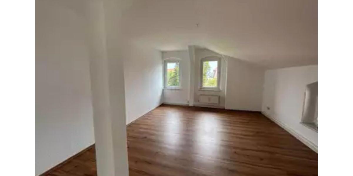 Dachgeschoßwohnung Zittau - 3.5 Zimmer, 69 m&sup2;, 449&euro; | Angebot:26460885