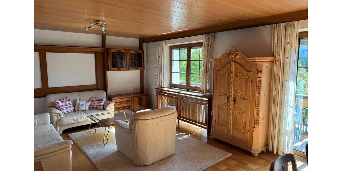 Doppelhaushälfte Pfarrkirchen - 7 Zimmer, 160 m&sup2;, 1.500&euro; | Angebot:26527520