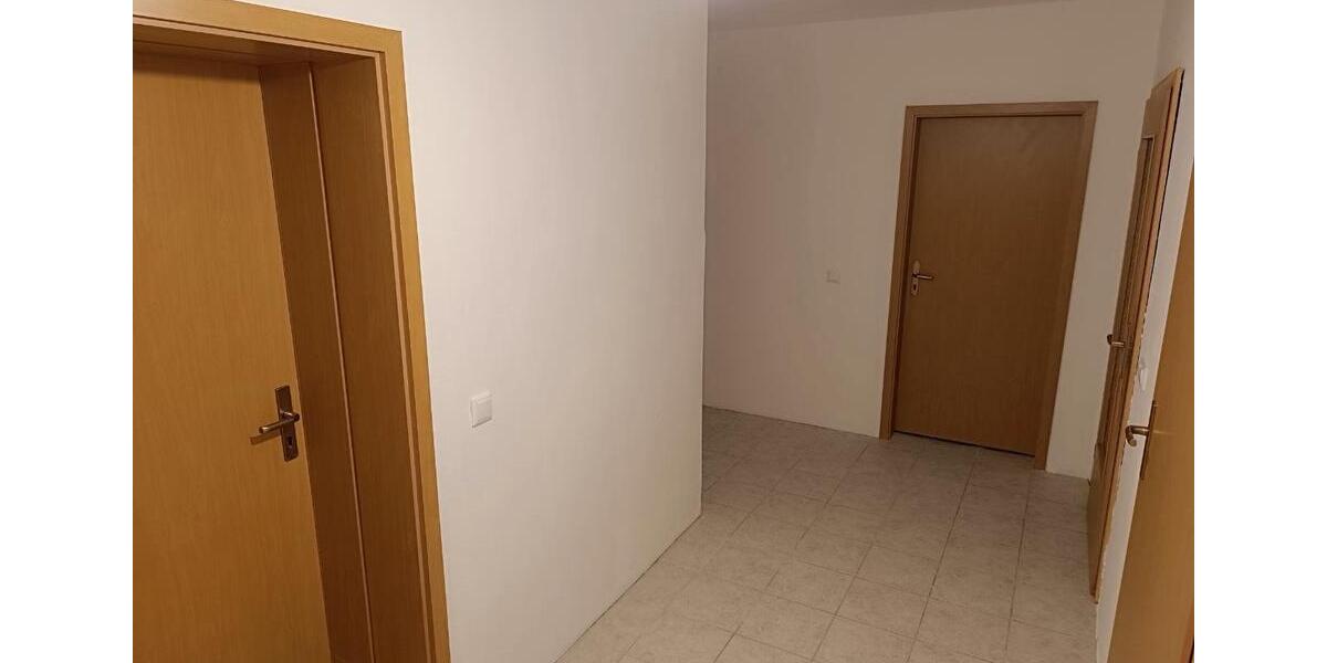 Hochparterre Sebnitz - 4 Zimmer, 96 m&sup2;, 887&euro; | Angebot:24351468