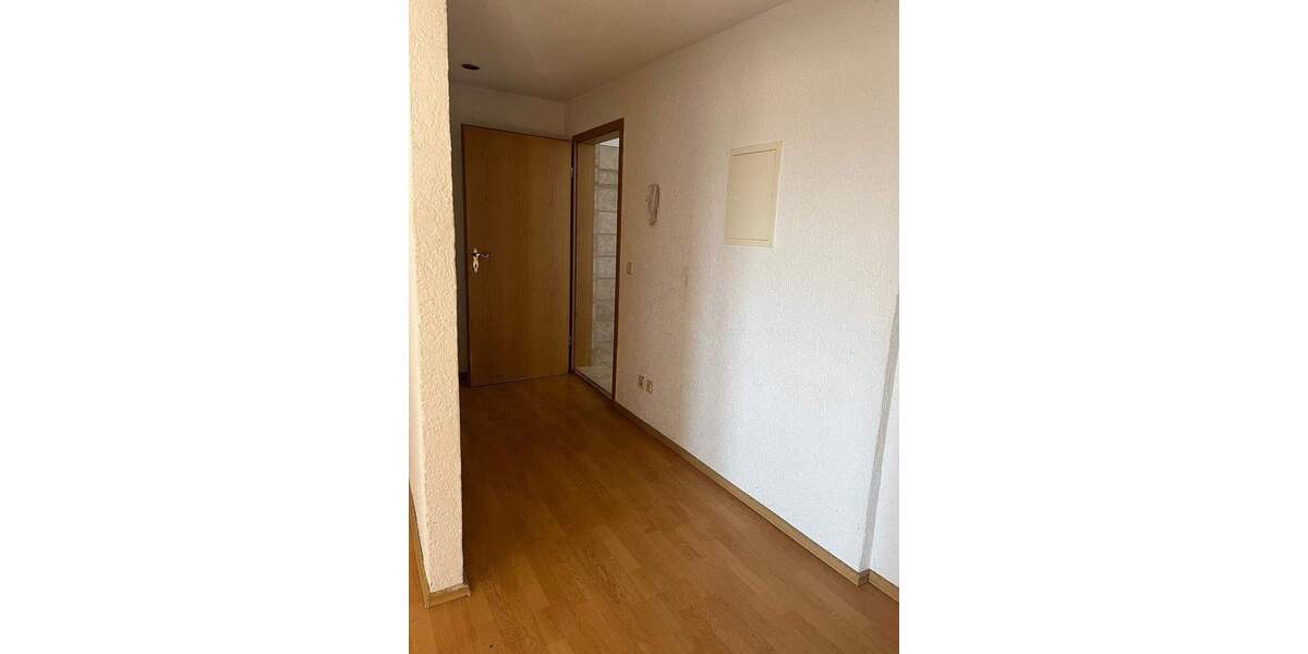 Etagenwohnung Pegau - 3 Zimmer, 115 m&sup2;, 695&euro; | Angebot:25736873