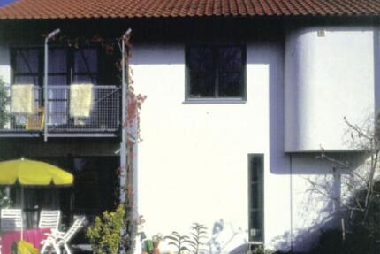 Erstbezug nach Renovierung – Stilvolle Doppelhaushälfte in Krailling zimmer