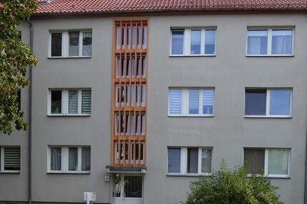 Wohnung Bad Lauchstädt - 3 Zimmer, 58 m&sup2;, 359&euro; | Angebot:24700321