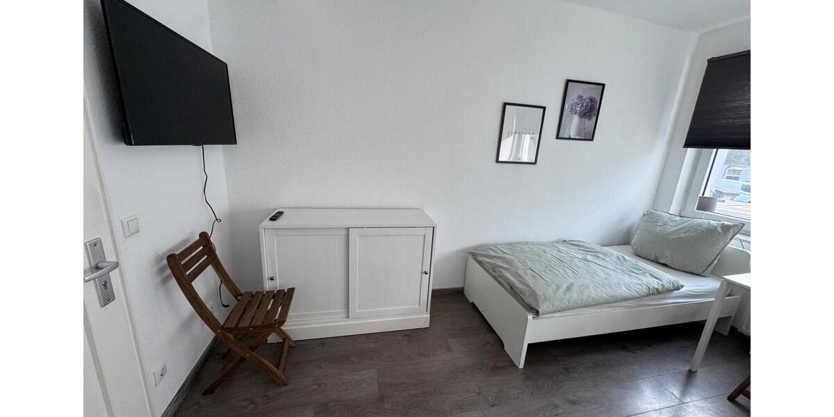 Wohnen auf Zeit Duisburg Beeck - 13 Zimmer, 20 m&sup2;, 20&euro; | Angebot:24606180
