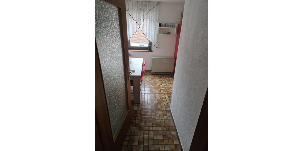 Etagenwohnung Meßstetten - 4 Zimmer, 100 m&sup2;, 700&euro; | Angebot:26607167