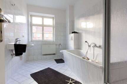 Wohnung Magdeburg Stadtfeld Ost - 4 Zimmer, 79 m&sup2;, 620&euro; | Angebot:27222266