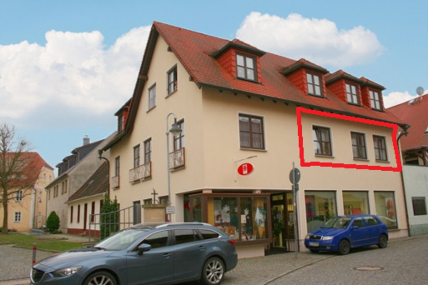 Geräumige Wohnung in Marktnähe mit großem Wohn- & Essbereich