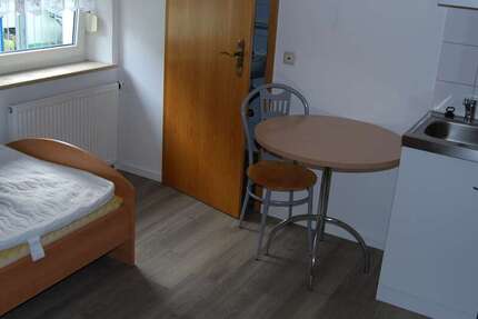 Wohnung Erlangen Burgberg - 1 Zimmer, 16 m&sup2;, 430&euro; | Angebot:27181088