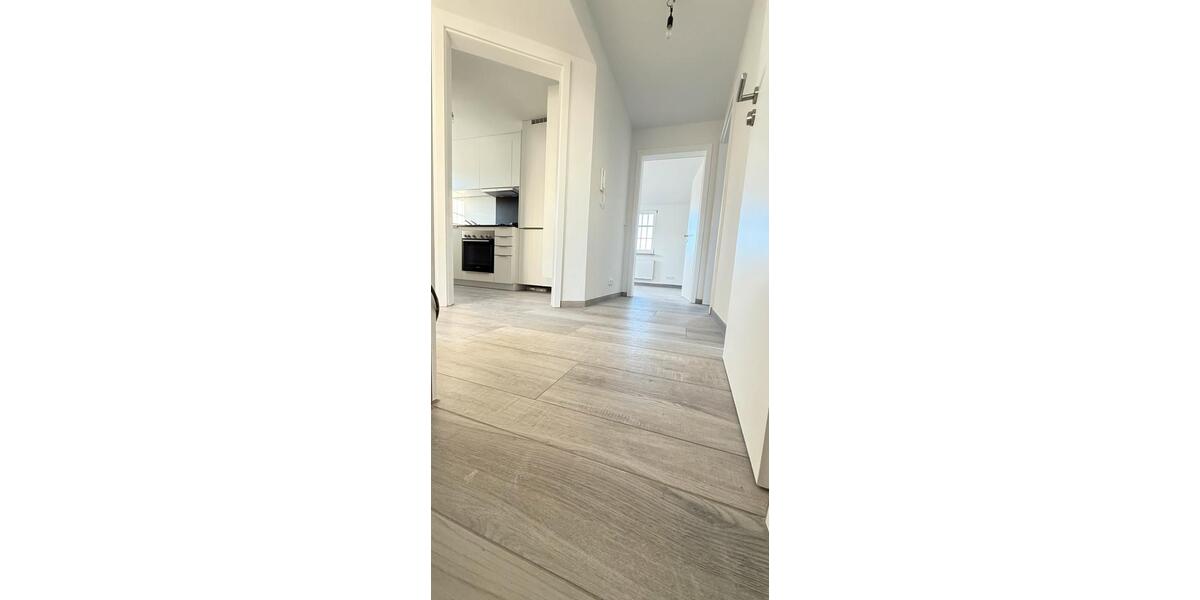 Dachgeschoßwohnung Baiersbronn - 4 Zimmer, 90 m&sup2;, 1.350&euro; | Angebot:26030760