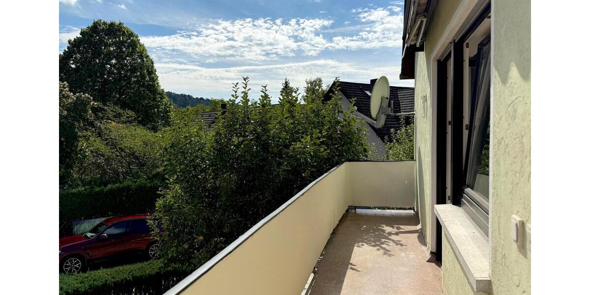 Frisch renoviert – Ihr neues Zuhause: 4-Zimmer-Wohnung mit Balkon 4 zimmer