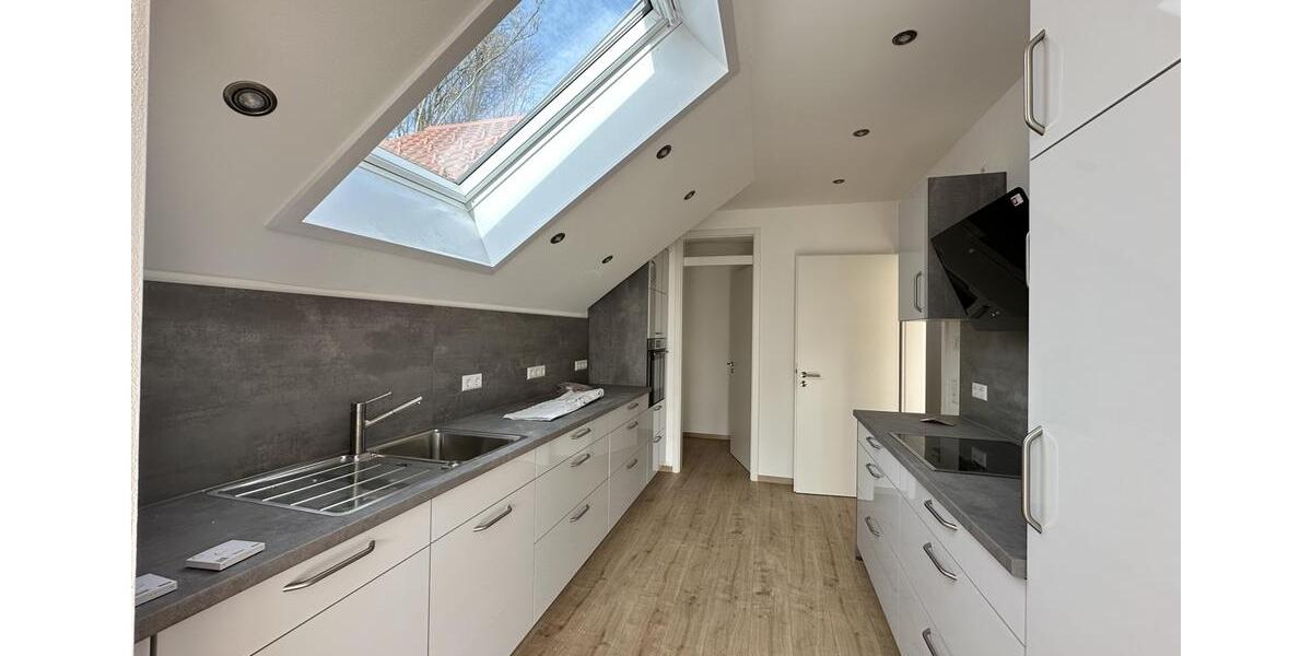 Etagenwohnung Berkheim - 4 Zimmer, 146 m&sup2;, 1.590&euro; | Angebot:18496653