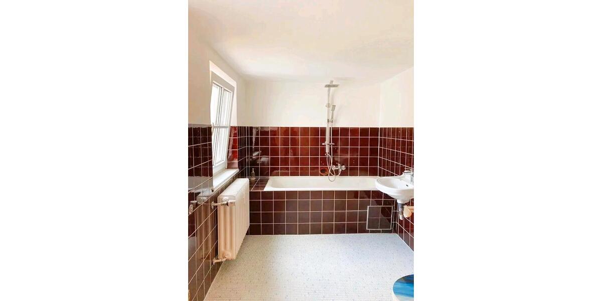 Etagenwohnung Marktschellenberg - 3.5 Zimmer, 77 m&sup2;, 900&euro; | Angebot:25342283