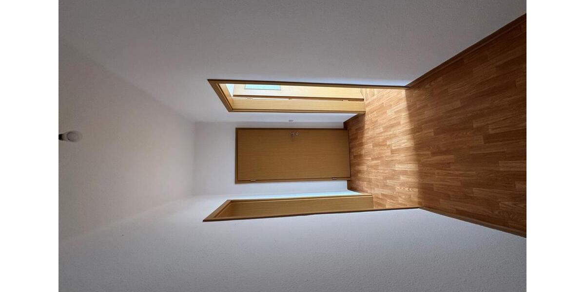 Etagenwohnung Güsten - 3 Zimmer, 61 m&sup2;, 380&euro; | Angebot:26249666