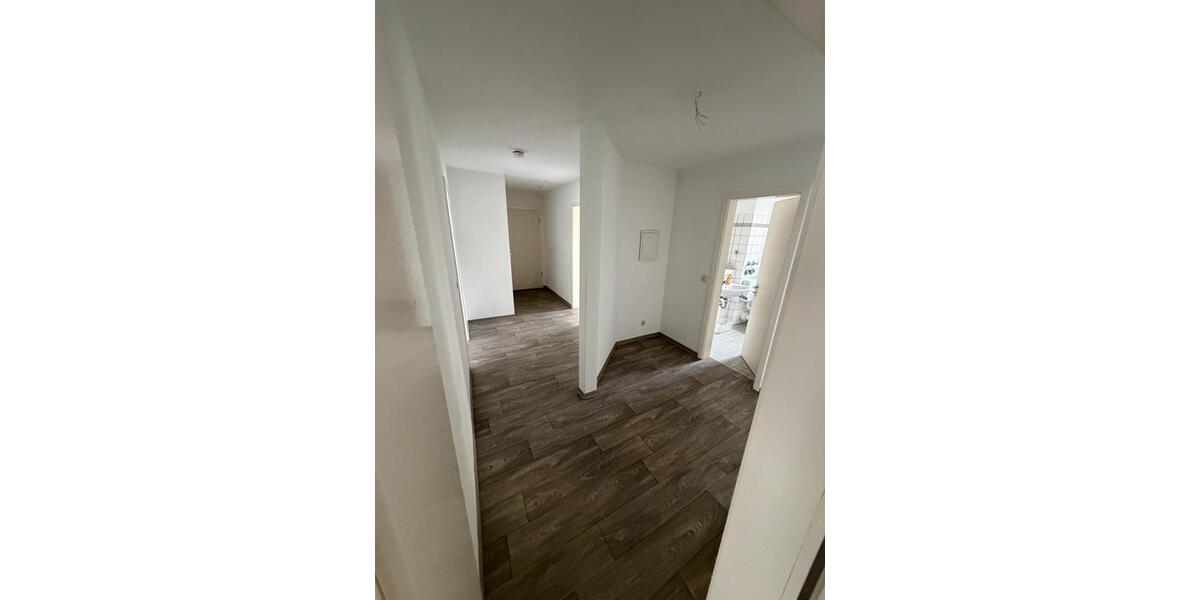 Etagenwohnung Kassel Fasanenhof - 3 Zimmer, 79 m&sup2;, 950&euro; | Angebot:25943870