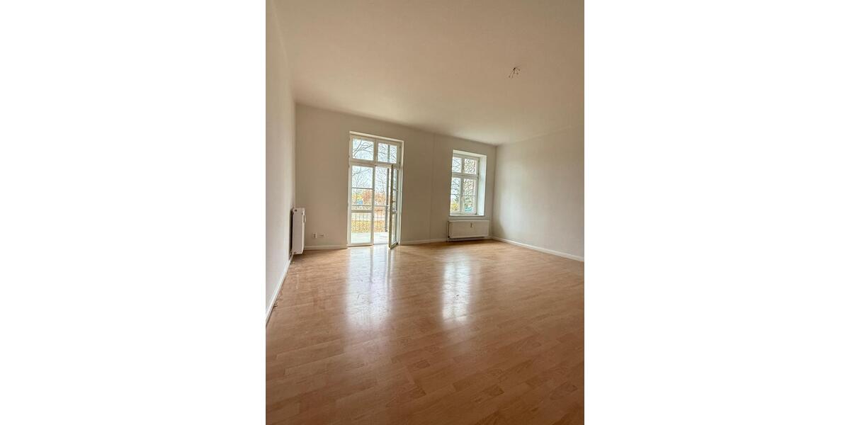 Erdgeschoßwohnung Parchim - 3 Zimmer, 107 m&sup2;, 822&euro; | Angebot:23847720