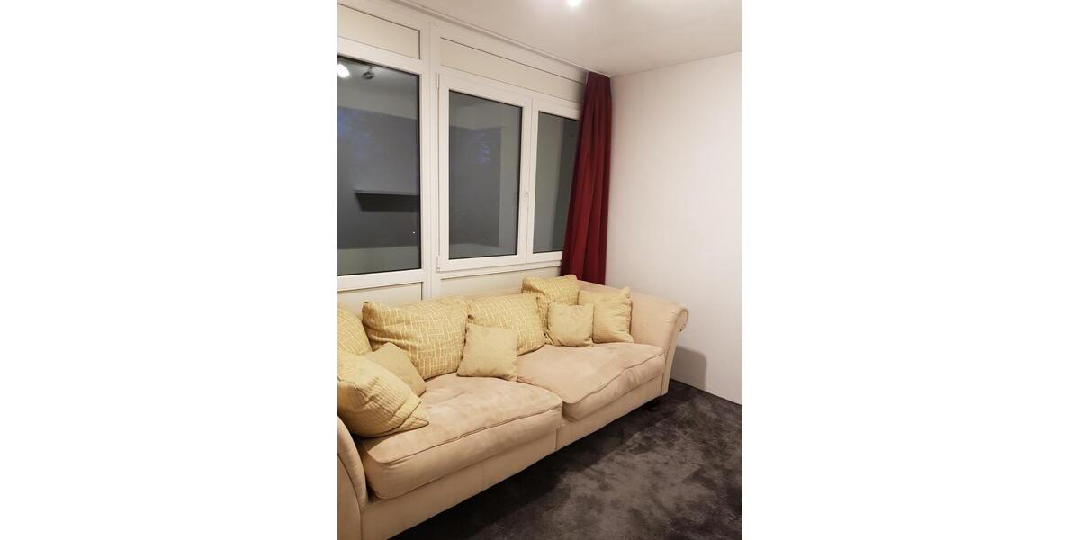 Etagenwohnung Pinneberg - 3 Zimmer, 66 m&sup2;, 950&euro; | Angebot:25637150