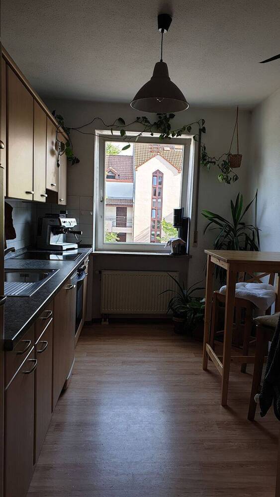 Sehr schön geschnittene 2-Zimmerwohnung mit Balkon in Nähe der Missionsärztlichen Klinik