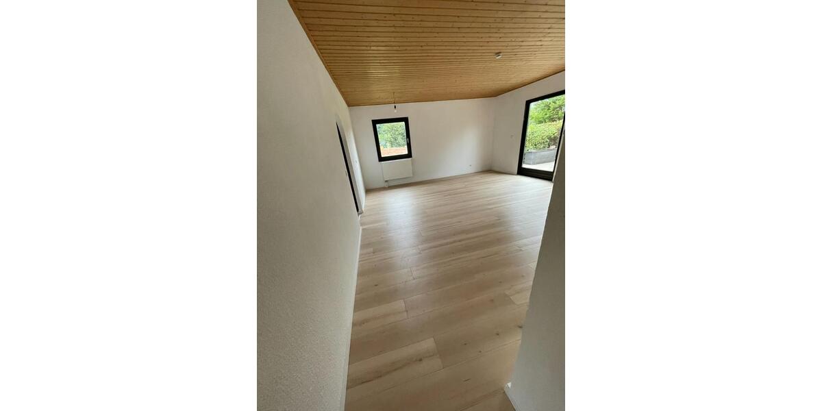 Einfamilienhaus Frankenberg (Eder) - 4 Zimmer, 107 m&sup2;, 950&euro; | Angebot:25656914