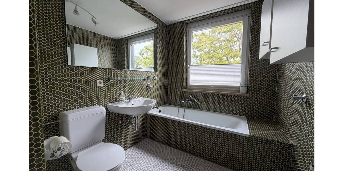 Terrassenwohnung Feldafing - 4 Zimmer, 118 m&sup2;, 1.650&euro; | Angebot:26787272